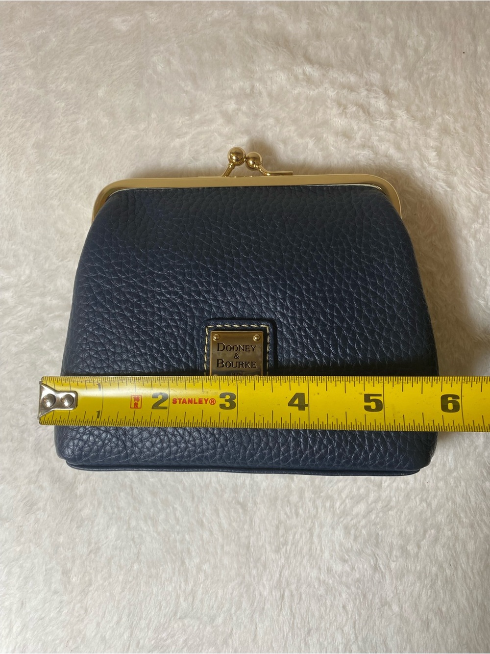 Dooney & Bourke Marine Pebble Leather Kiss-Lock Coin Purse with Gold Hardware - Picture 8 of 12